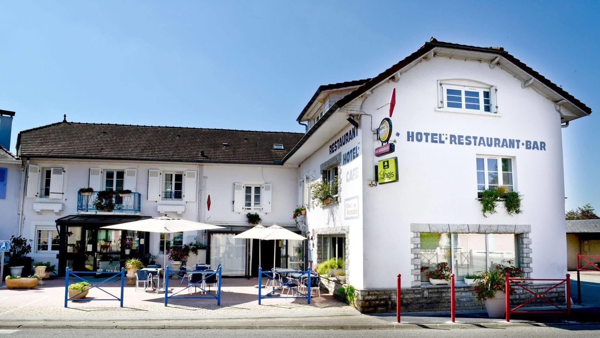 Logis Chez Germaine Hotel Geus-d'Oloron Bagian luar foto